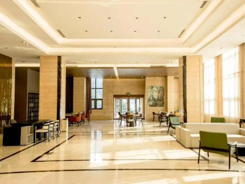 Vienna Hotel Henan Xinyang East Zone Of Central Hospital  Xinyang (Henan)