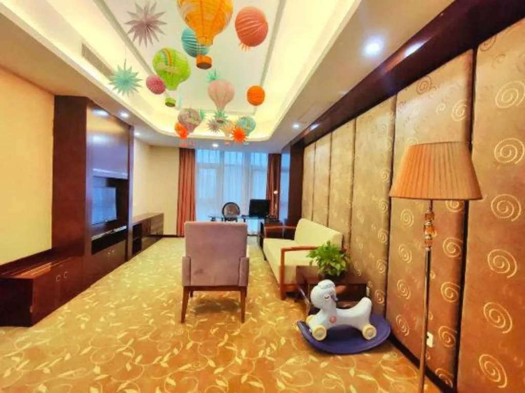 Vienna Hotel Henan Xinyang East Zone Of Central Hospital