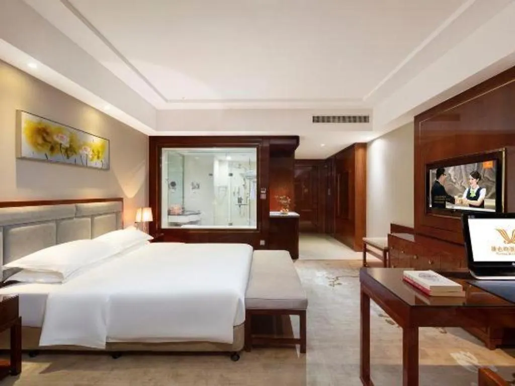 Vienna Hotel Henan Xinyang East Zone Of Central Hospital