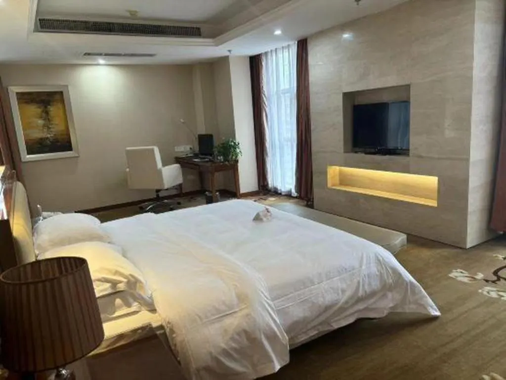 Vienna Hotel Henan Xinyang East Zone Of Central Hospital Xinyang (Henan)