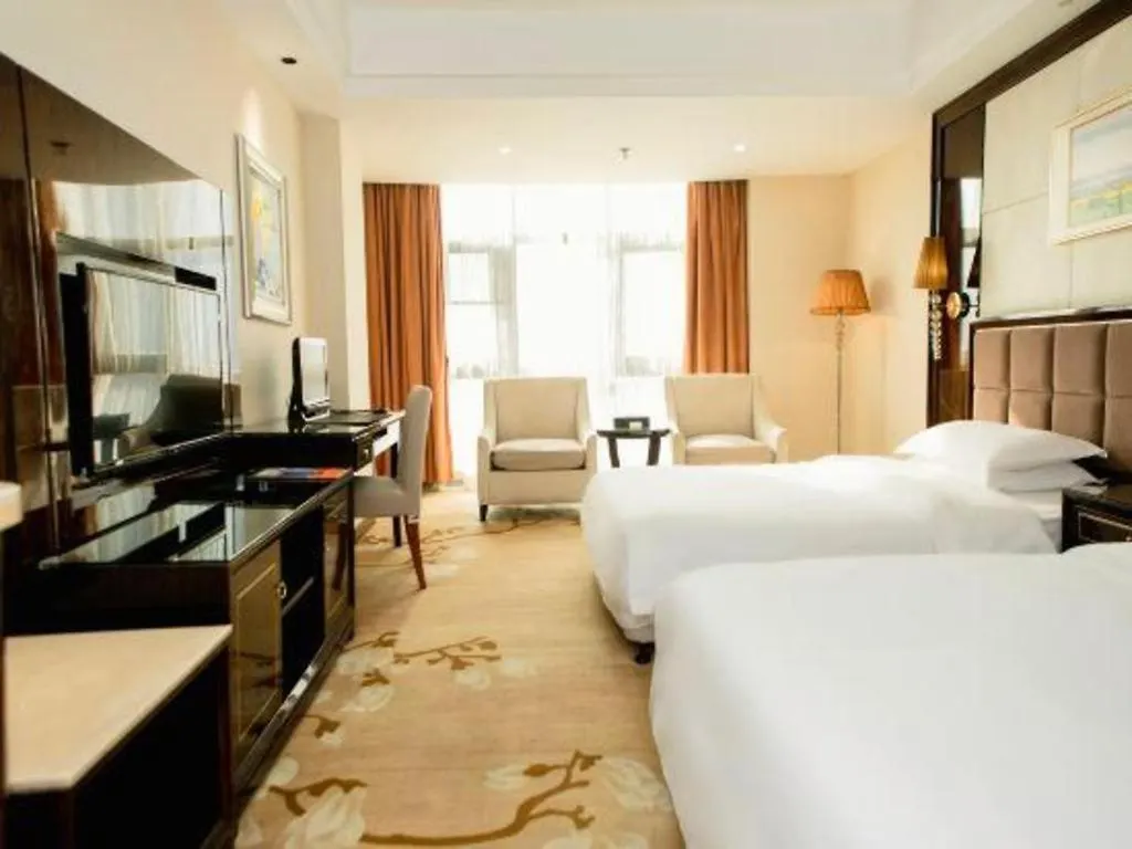 Vienna Hotel Henan Xinyang East Zone Of Central Hospital