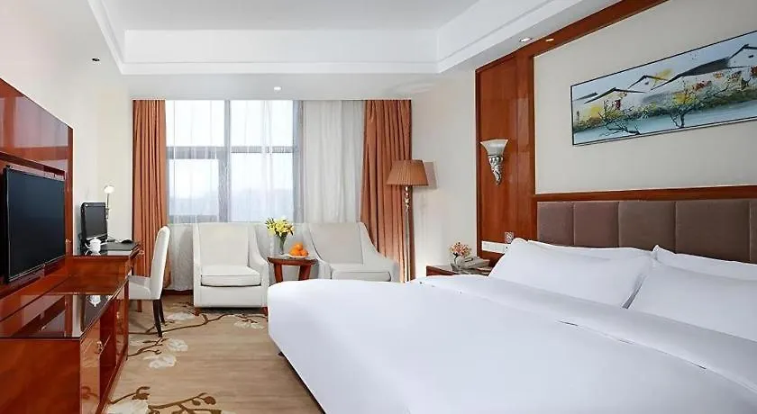 Vienna Hotel Henan Xinyang East Zone Of Central Hospital 3*, Xinyang (Henan) China
