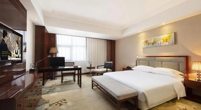 Vienna Hotel Henan Xinyang East Zone Of Central Hospital الصين