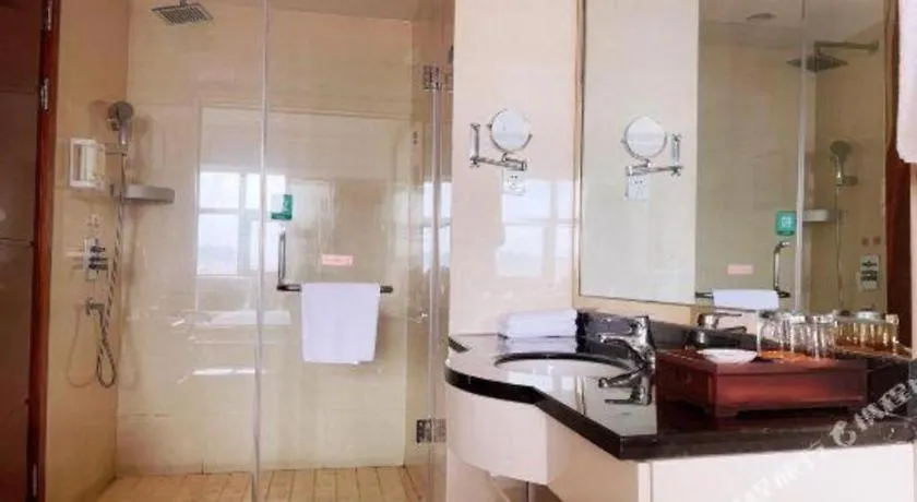 Vienna Hotel Henan Xinyang East Zone Of Central Hospital